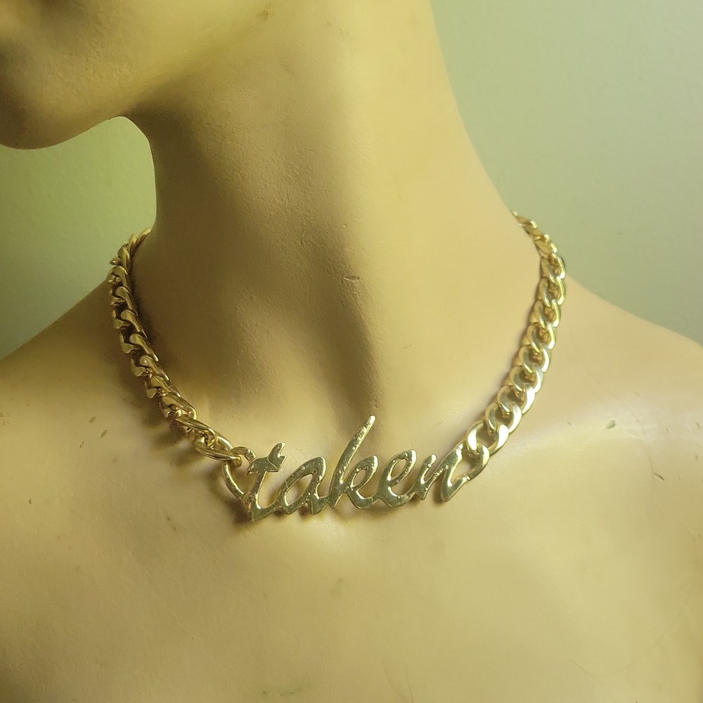 Gold‎ Tone Taken Script Nameplate Chunky Curb Chain Necklace 17-20" Baddie Y2K